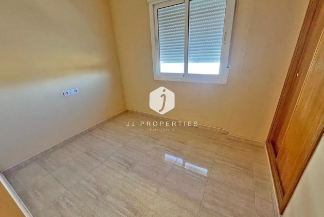 Resale - Penthouse -
Guardamar del Segura - puerto deportivo