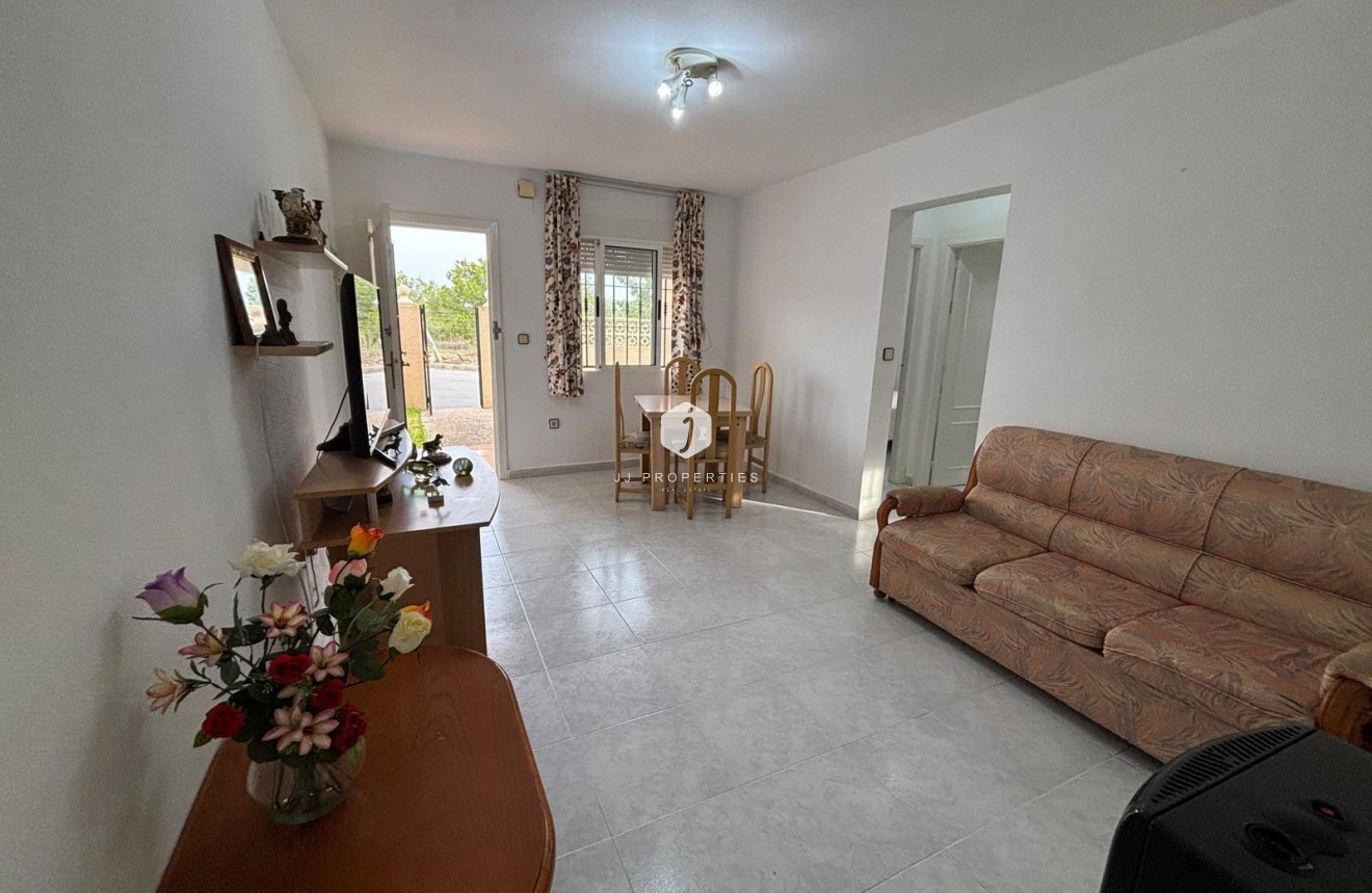 Resale - Bungalow -
Torrevieja - La Siesta - El Salado - Torreta