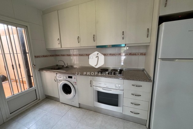 Resale - Bungalow -
Torrevieja - La Siesta - El Salado - Torreta