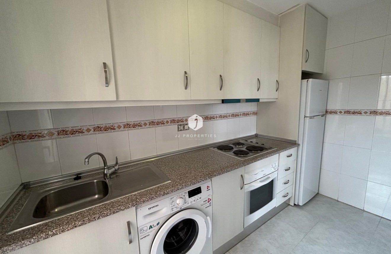 Resale - Bungalow -
Torrevieja - La Siesta - El Salado - Torreta