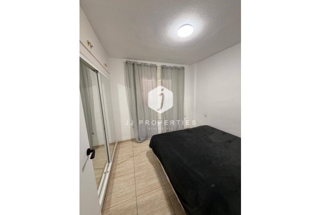 Resale - Apartment / flat -
Orihuela Costa - La Regia