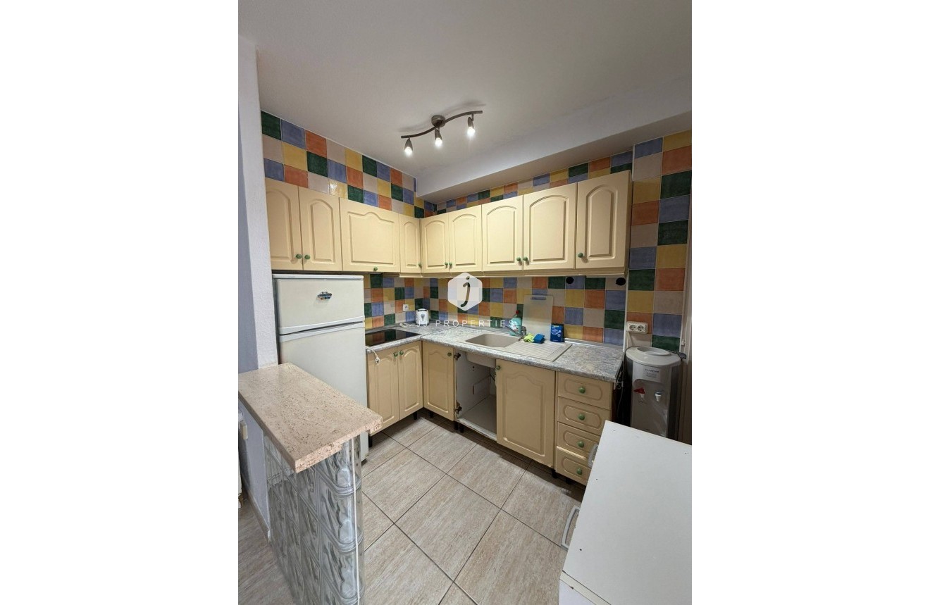 Resale - Apartment / flat -
Orihuela Costa - La Regia