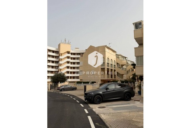 Resale - Apartment / flat -
Orihuela Costa - La Regia