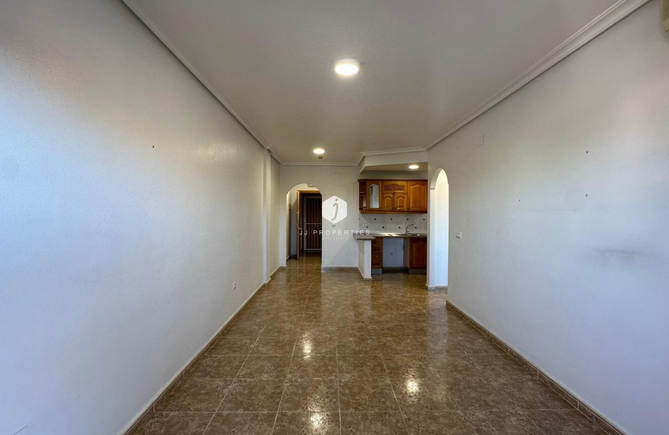 Resale - Apartment / flat -
Orihuela Costa - Campoamor