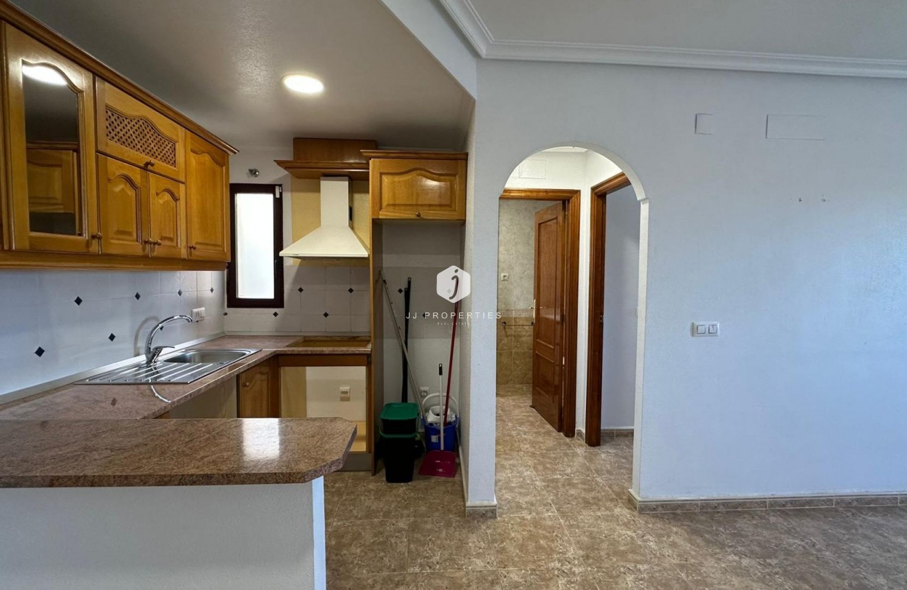 Resale - Apartment / flat -
Orihuela Costa - Campoamor