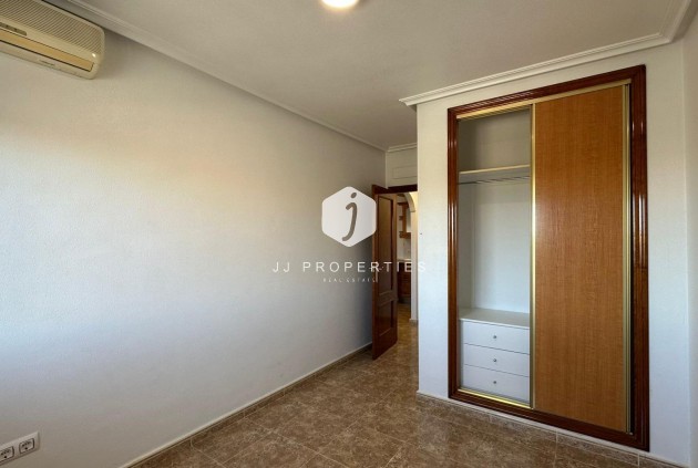 Resale - Apartment / flat -
Orihuela Costa - Campoamor