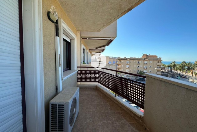 Resale - Apartment / flat -
Orihuela Costa - Campoamor