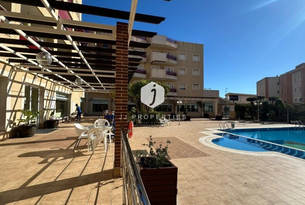 Resale - Apartment / flat -
Orihuela Costa - Campoamor