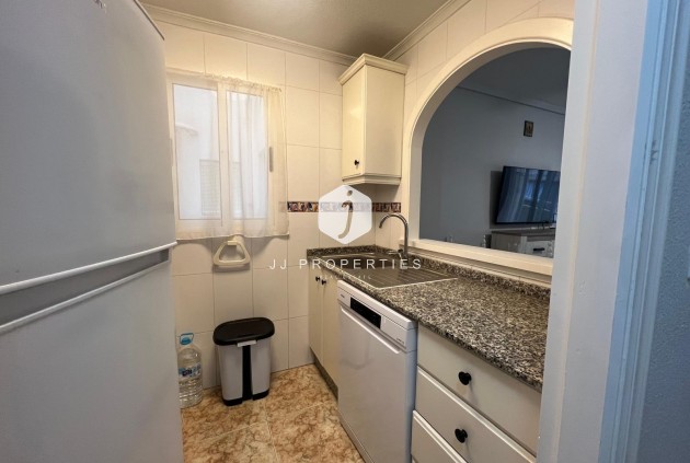 Tweedehands - Appartement / flat -
Torrevieja - Centro