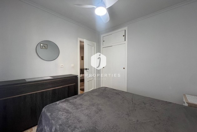 Tweedehands - Appartement / flat -
Torrevieja - Centro