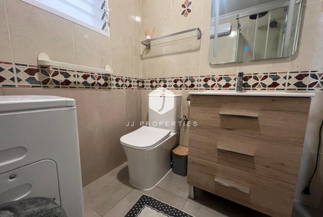 Tweedehands - Appartement / flat -
Torrevieja - Centro
