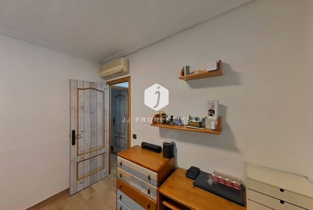 Resale - Villa -
Torrevieja - Los Balcones