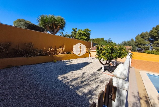 Resale - Villa -
Torrevieja - Los Balcones