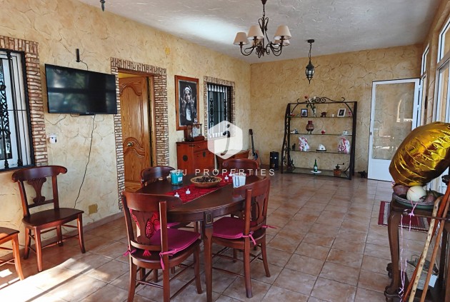 Resale - Villa -
Torrevieja - Los Balcones