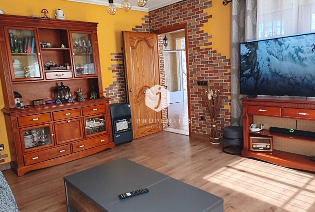 Resale - Villa -
Torrevieja - Los Balcones