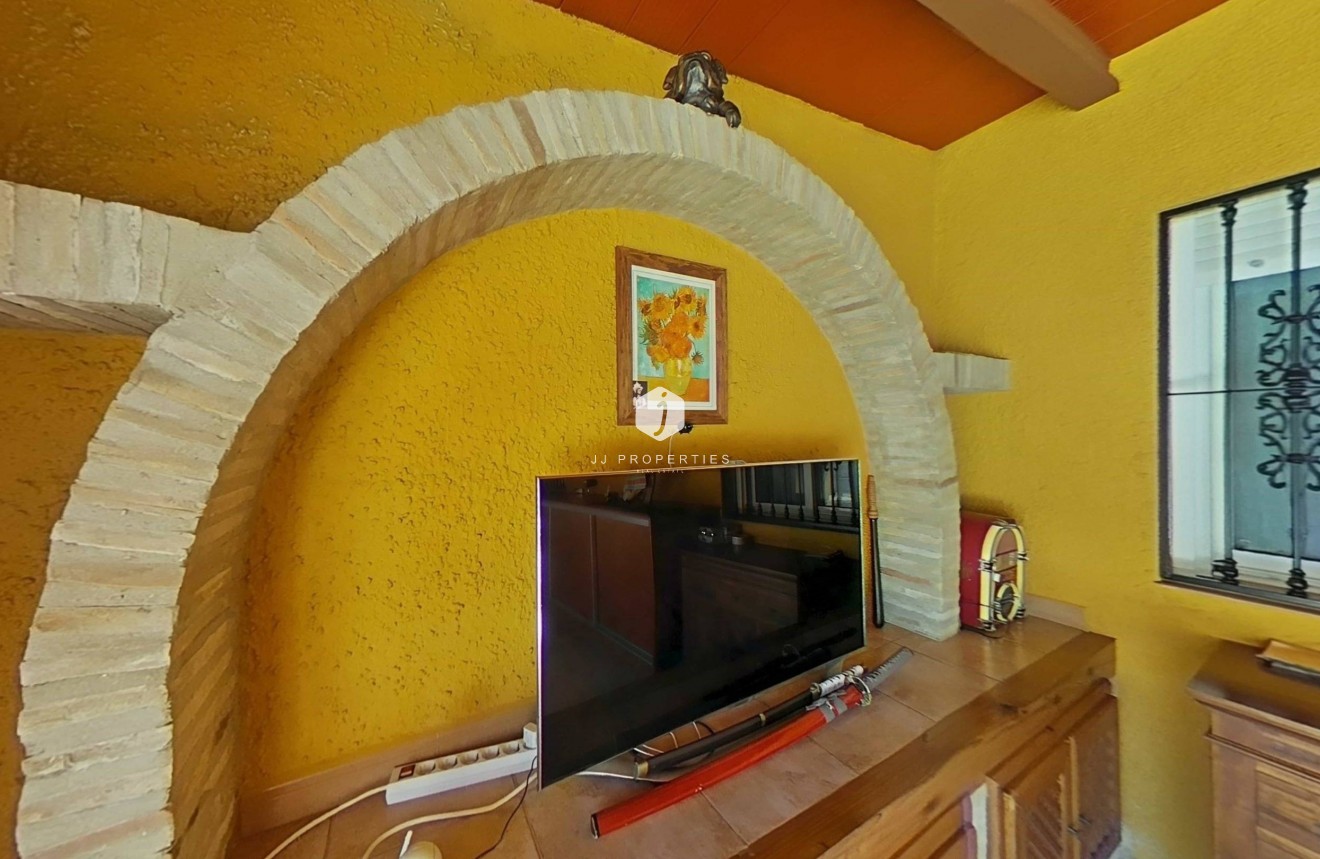 Resale - Villa -
Torrevieja - Los Balcones