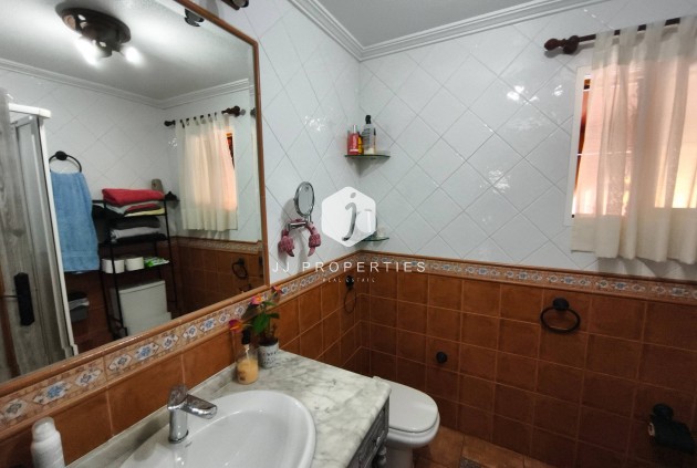 Resale - Villa -
Torrevieja - Los Balcones