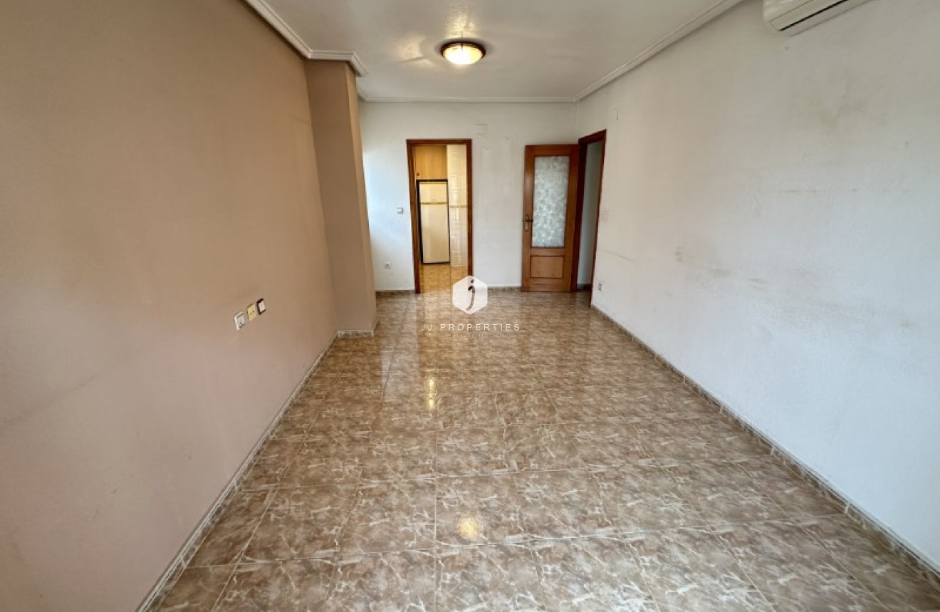 Resale - Apartment / flat -
Torrevieja - Costa Blanca