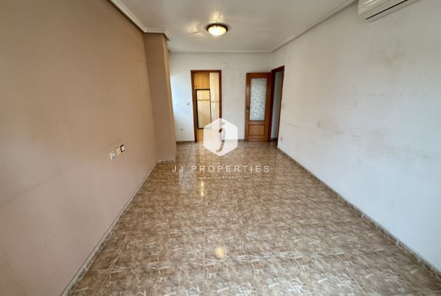 Resale - Apartment / flat -
Torrevieja - Costa Blanca