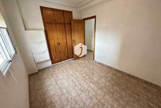 Resale - Apartment / flat -
Torrevieja - Costa Blanca