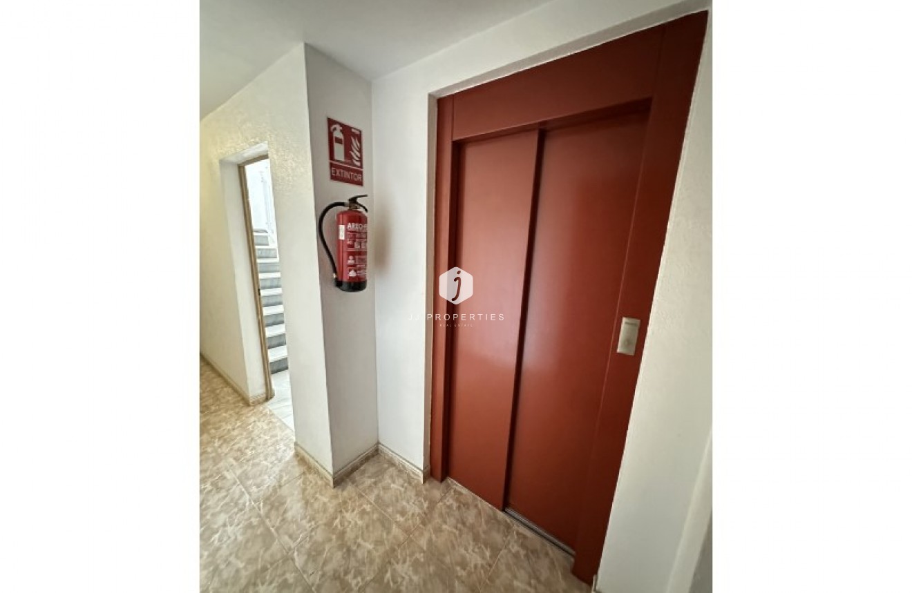 Resale - Apartment / flat -
Torrevieja - Costa Blanca