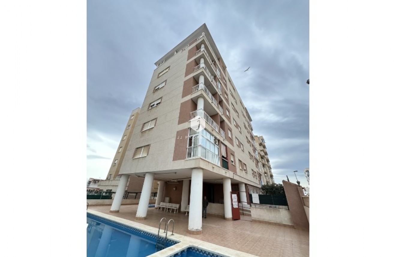Resale - Apartment / flat -
Torrevieja - Costa Blanca