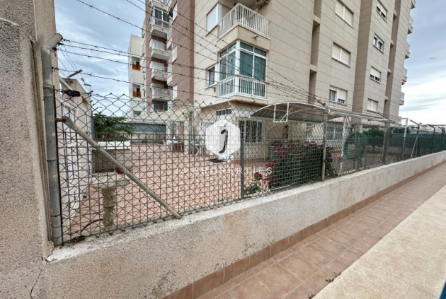 Resale - Apartment / flat -
Torrevieja - Costa Blanca