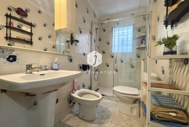 Resale - Apartment / flat -
Torrevieja