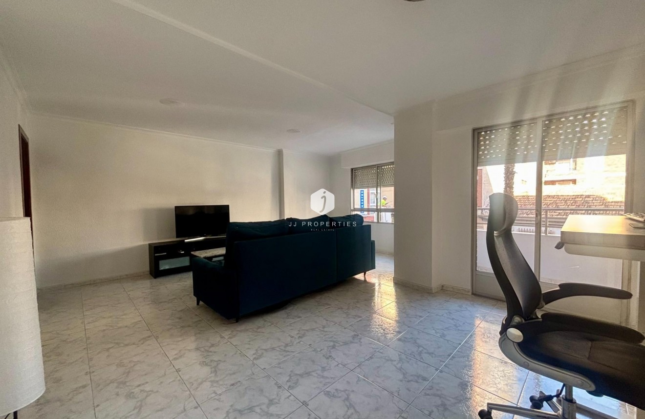 Resale - Apartment / flat -
Torrevieja