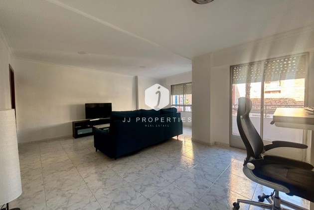 Resale - Apartment / flat -
Torrevieja