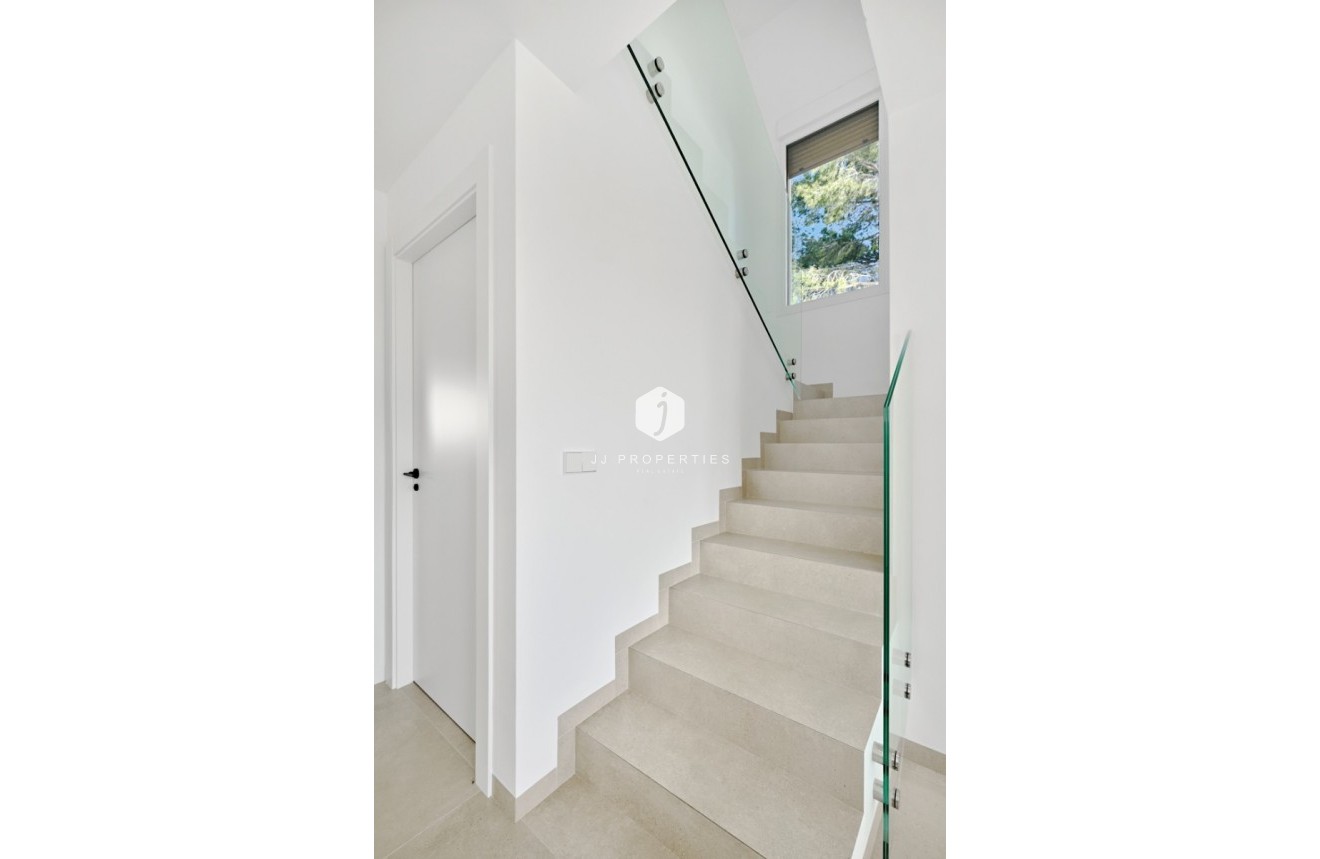 Resale - Villa -
Orihuela Costa - Costa Blanca