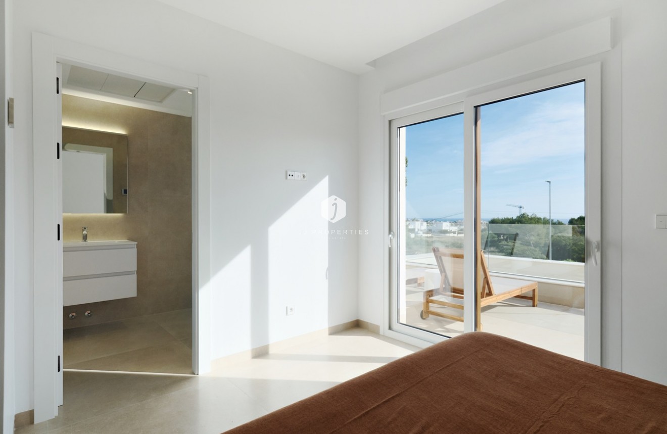 Resale - Villa -
Orihuela Costa - Costa Blanca