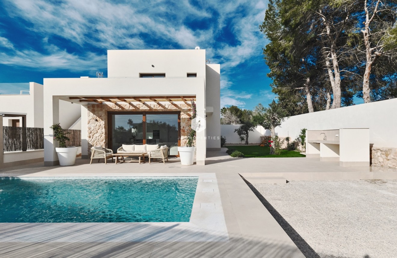 Resale - Villa -
Orihuela Costa - Costa Blanca