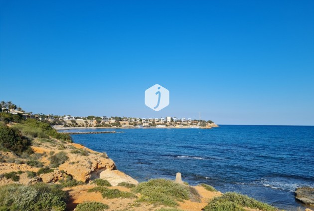 Resale - Villa -
Orihuela Costa - Costa Blanca