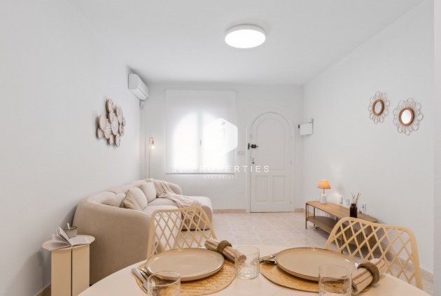 Resale - Chalet -
Orihuela Costa - Costa Blanca