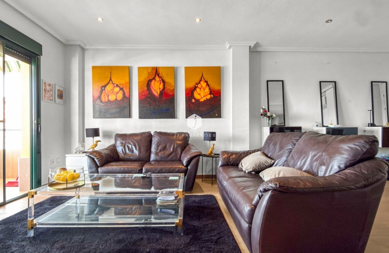 Resale - Apartment / flat -
Orihuela Costa - Costa Blanca