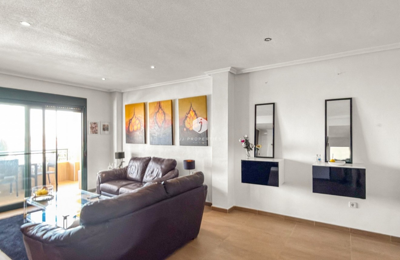 Resale - Apartment / flat -
Orihuela Costa - Costa Blanca