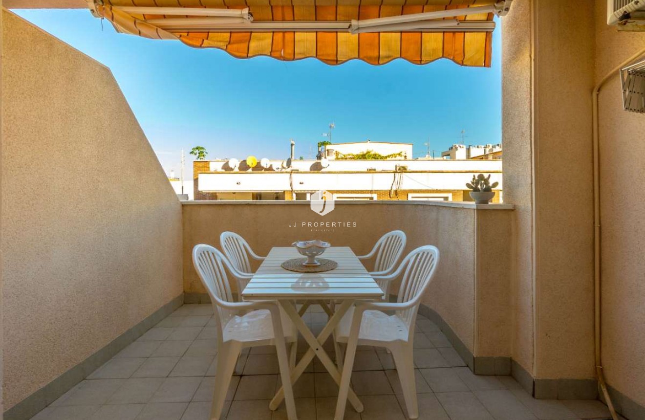 Resale - Apartment / flat -
Torrevieja - Costa Blanca