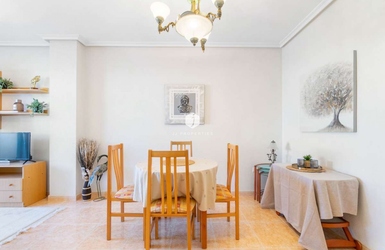 Resale - Apartment / flat -
Torrevieja - Costa Blanca
