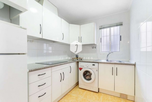 Resale - Apartment / flat -
Torrevieja - Costa Blanca