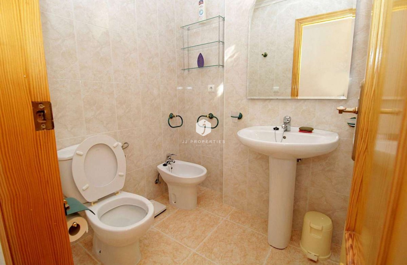 Resale - Apartment / flat -
Torrevieja - Costa Blanca