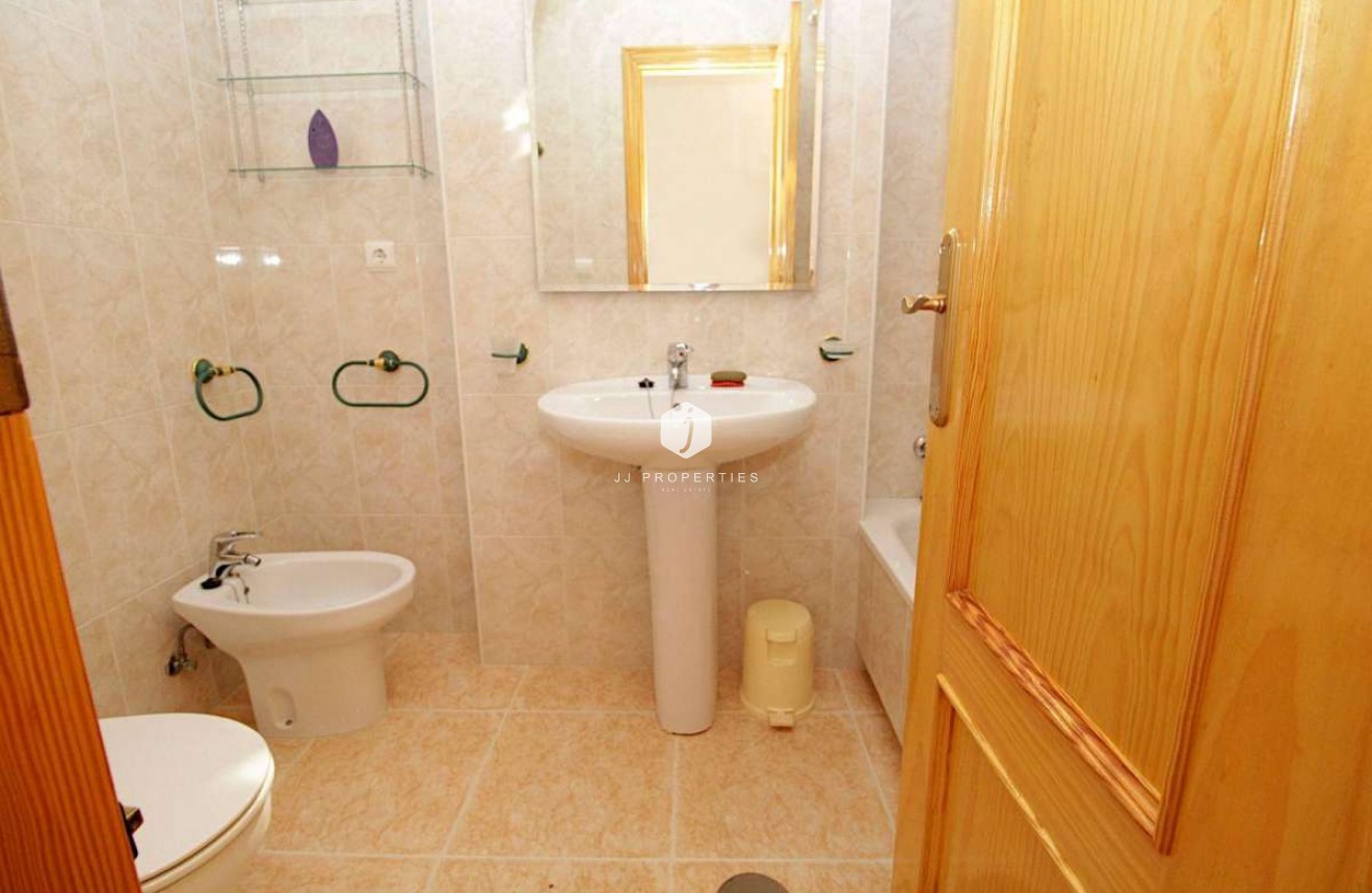 Resale - Apartment / flat -
Torrevieja - Costa Blanca