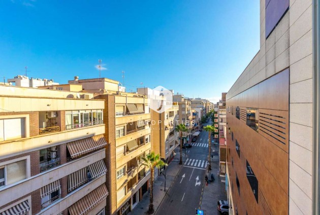 Resale - Apartment / flat -
Torrevieja - Costa Blanca