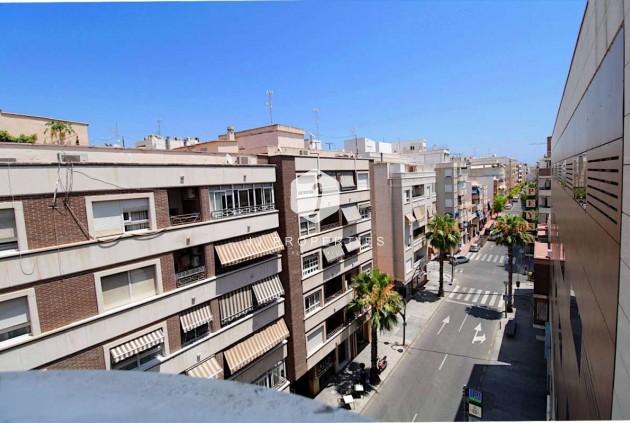 Resale - Apartment / flat -
Torrevieja - Costa Blanca