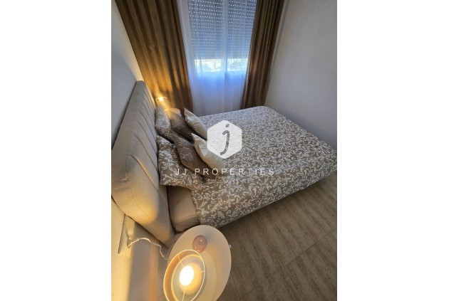 Segunda mano - Apartamento / piso -
Torrevieja - Torreblanca