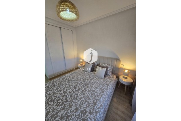 Segunda mano - Apartamento / piso -
Torrevieja - Torreblanca