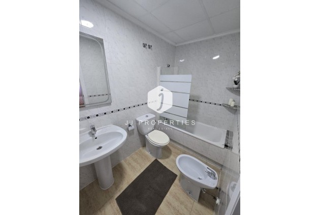 Segunda mano - Apartamento / piso -
Torrevieja - Torreblanca