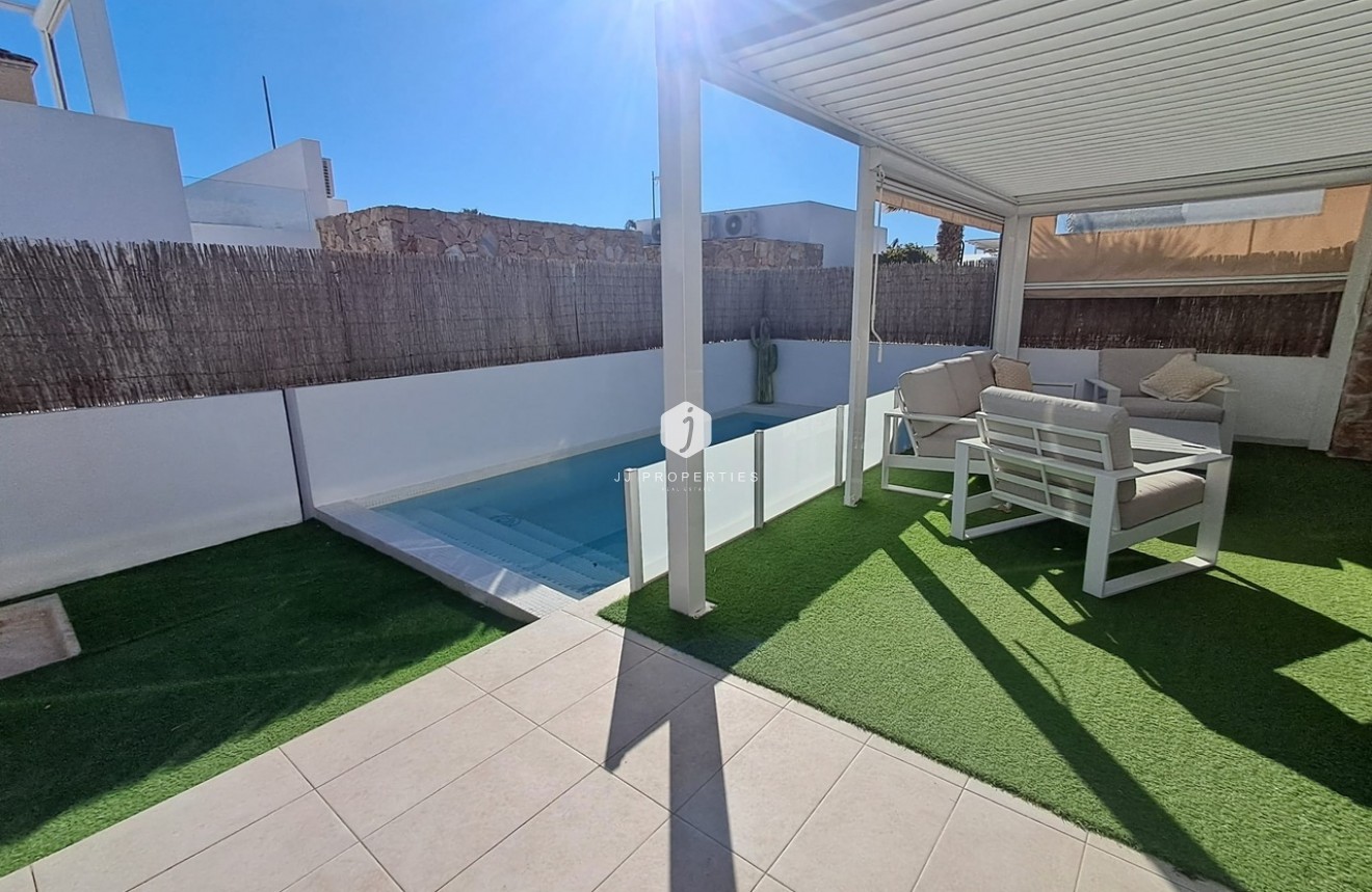 Resale - Villa -
Cabo Roig - Costa Blanca