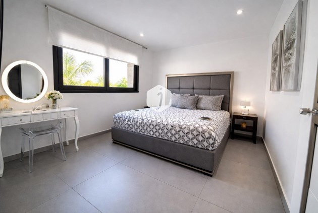 Resale - Villa -
Los Balcones - Costa Blanca