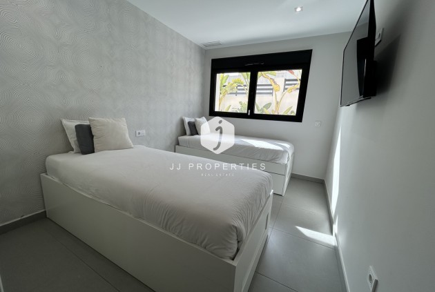 Resale - Villa -
Los Balcones - Costa Blanca